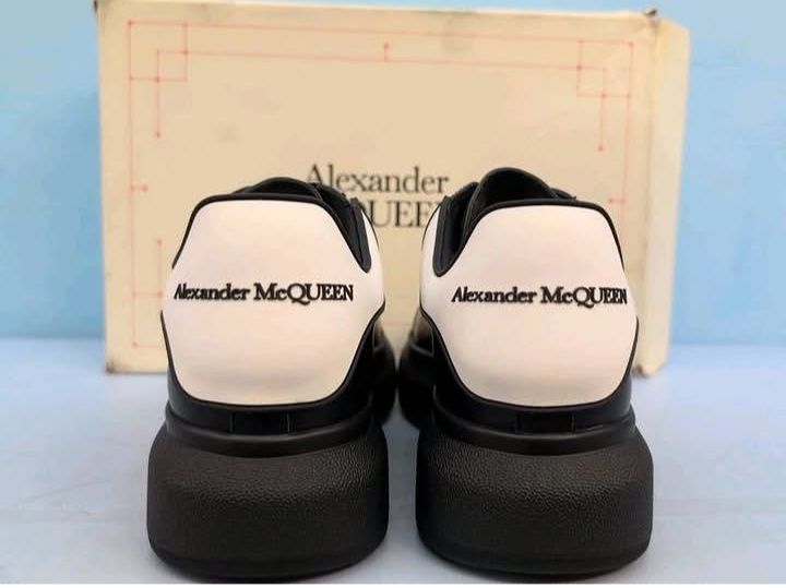 Alexander Mcqueen