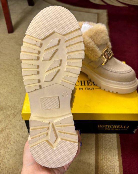 Лоферы замшевые ботинки женские