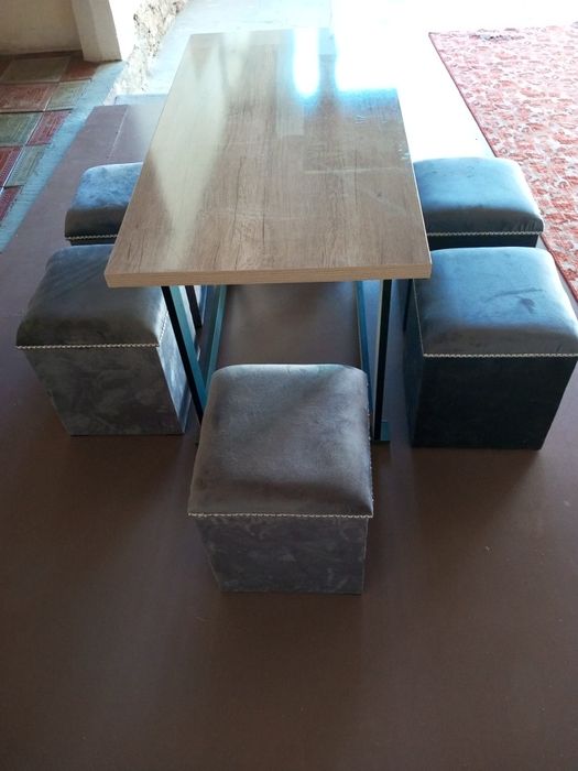 Стол стул ва ойнали полка деворга котириладиган