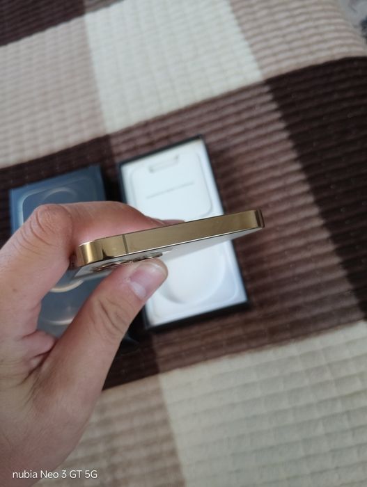 Продам Iphone 12 Pro 256gb