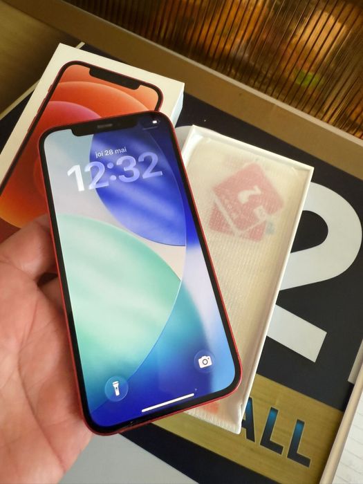 Iphone 12 rosu plus cutie