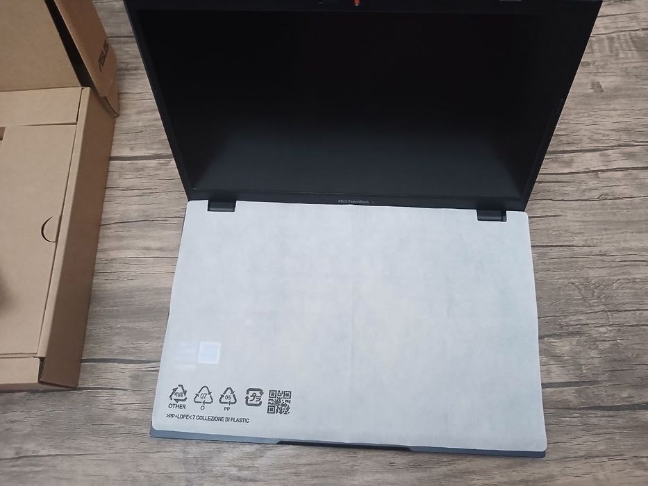 Asus expertbook cori5: 6 500 000 so’m