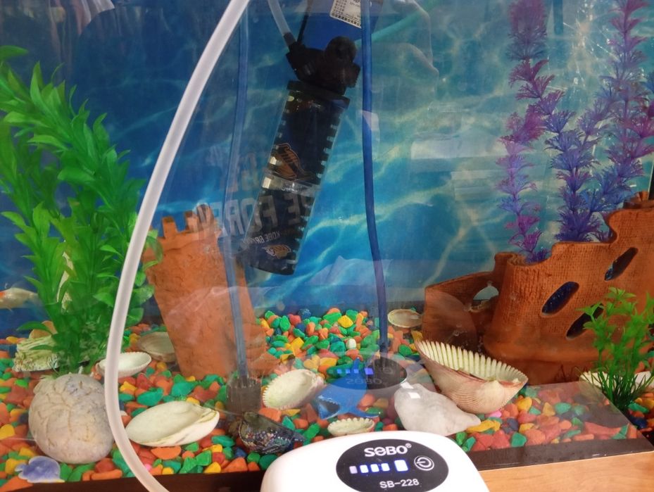 продается аквариум 60 л