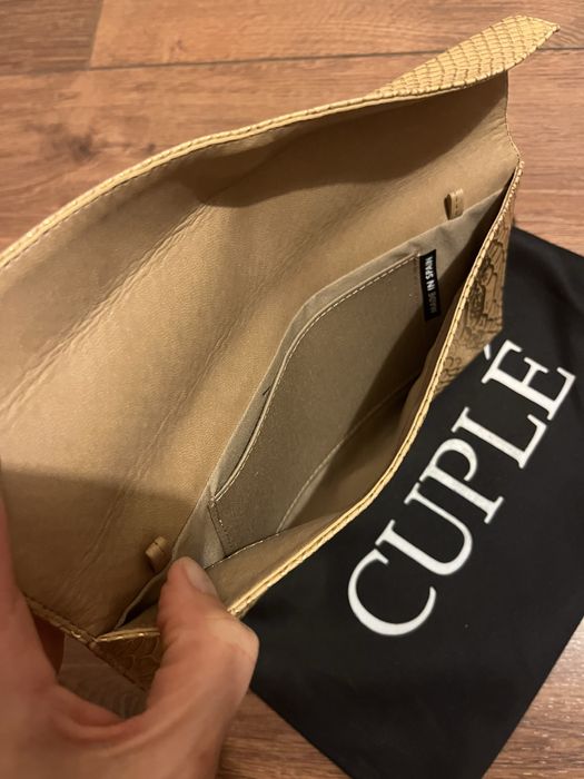 Златист клъч Cuple