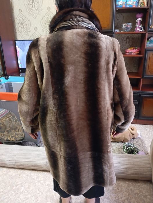 Продам мутоновую шубку