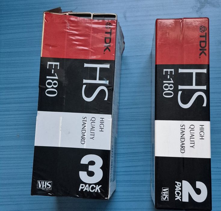 Casete VHS sigilate