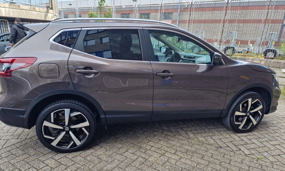 Nissan Qashqai Tehna-2021-1.3 DIG-Benzina