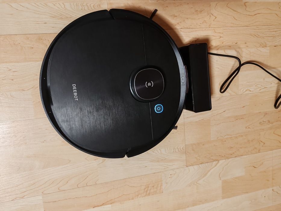 Apirator inteligent Ecovacs Deebot Ozmo T8 AIVI – Defect / Pentru piese sau reparație