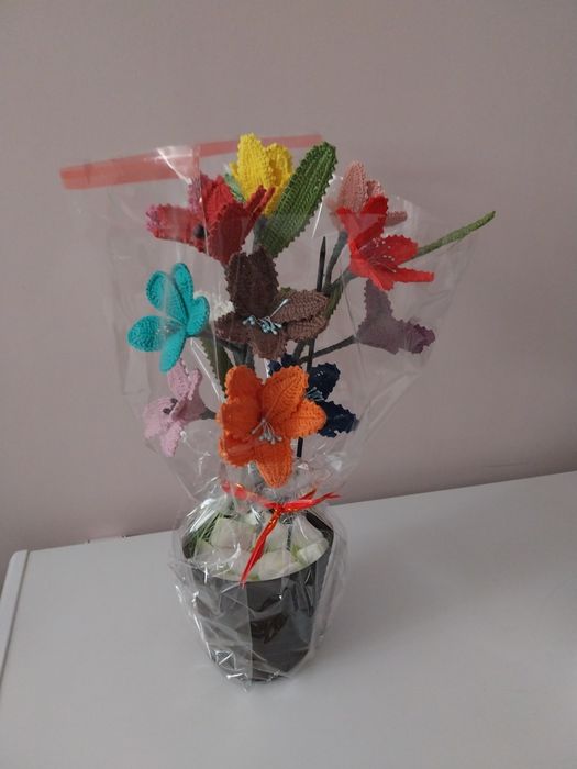 Vand flori crosetate