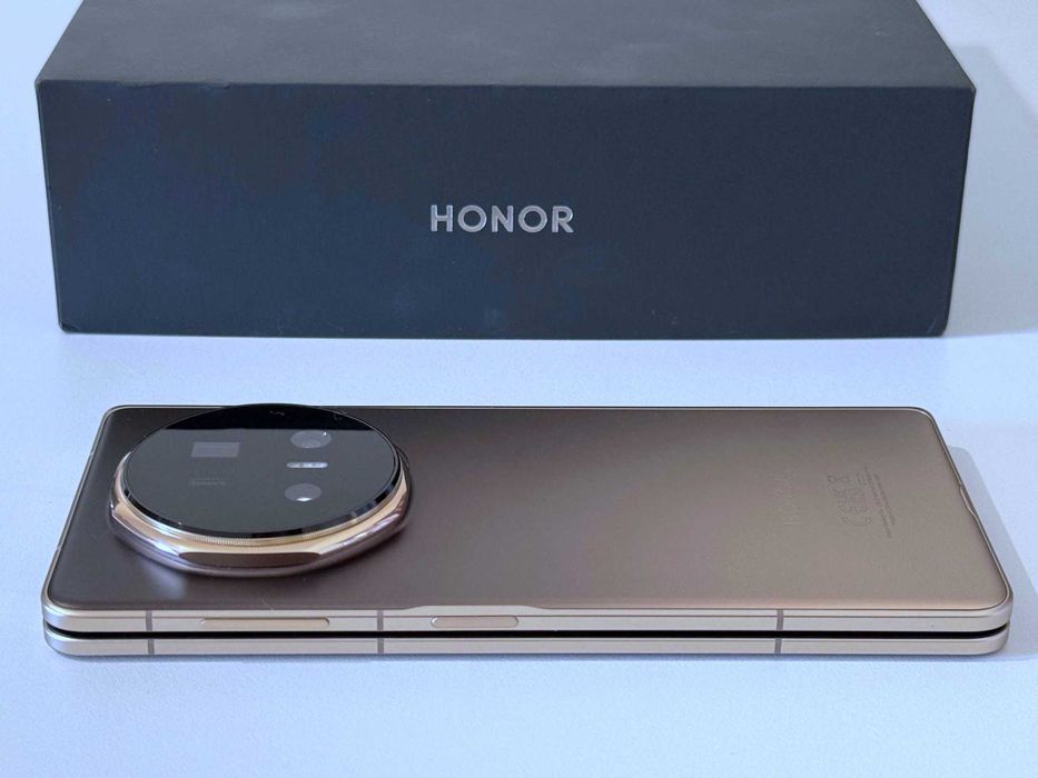 Бартер! Honor Magic V5 512/16GB Dawn Gold (Златист) 5 Цикъла.