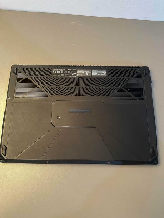 Laptop gaming ASUS i5-7300HQ GTX 1050 Ti , 8GB RAM, 1TB + 240GB SSD