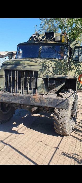 URAL 375 6x6 6300 benzina , 5700 KM Epoca ZIL