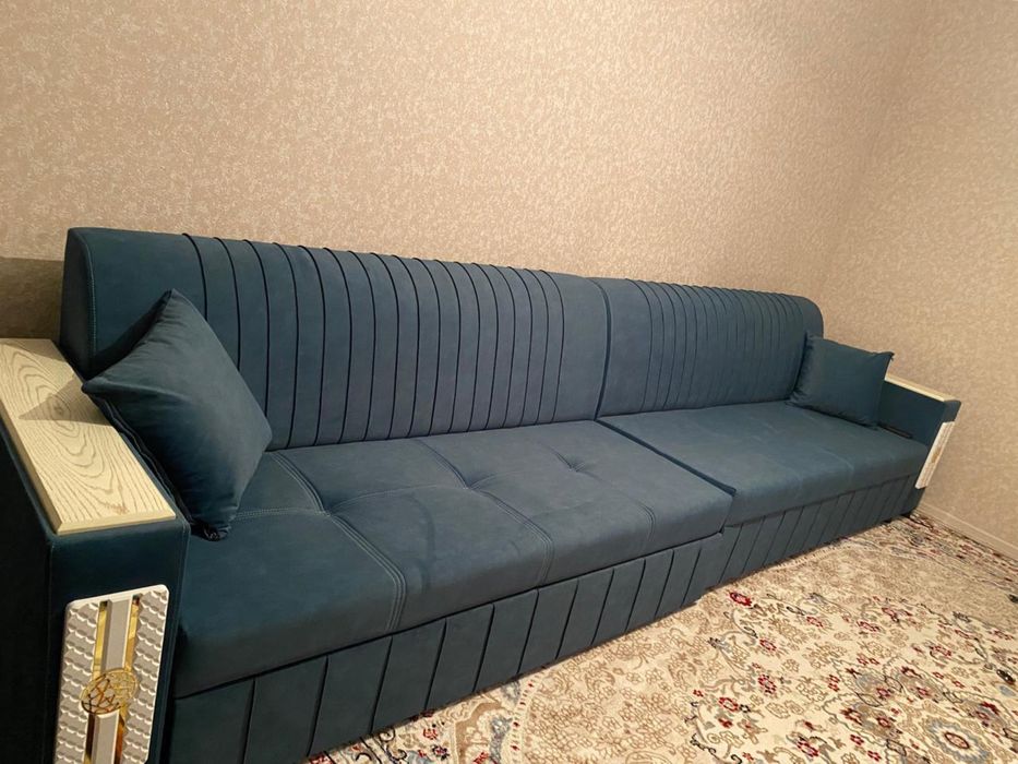 Диван раздвижной синий