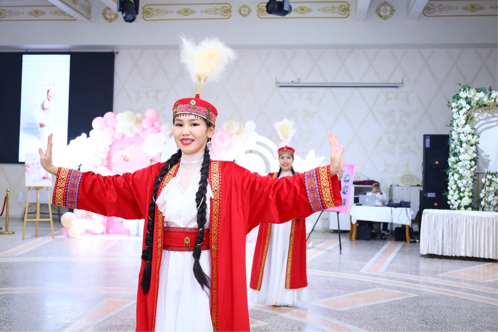 Продам танцевальные костюмы