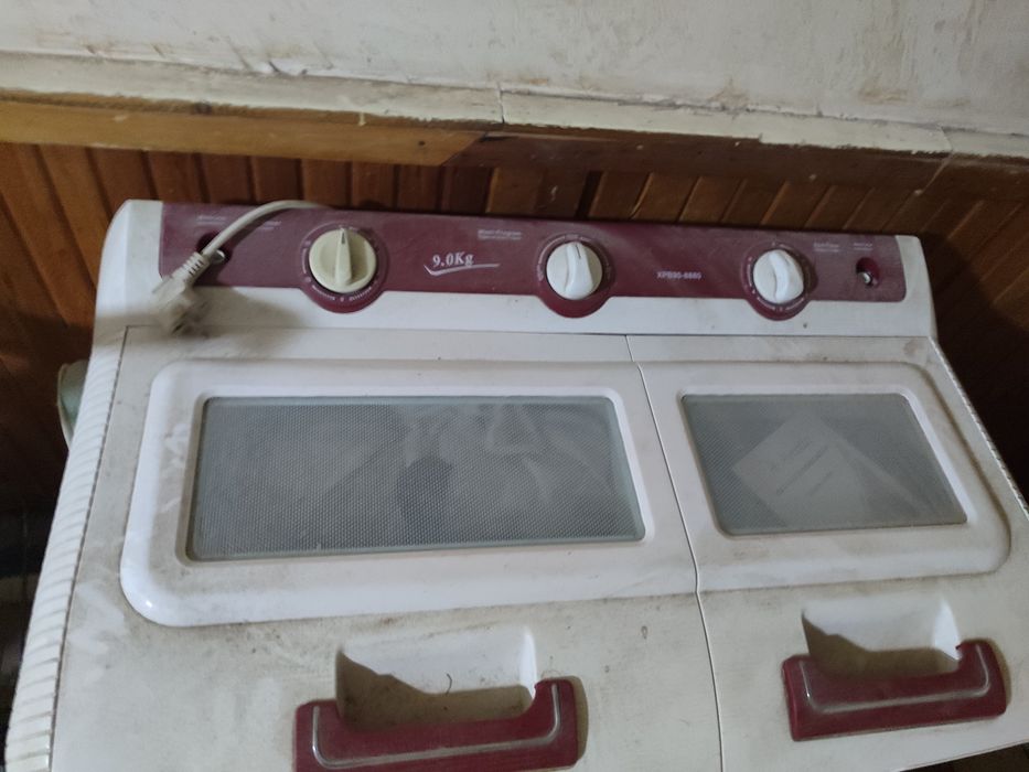 Продаю стиральную машину