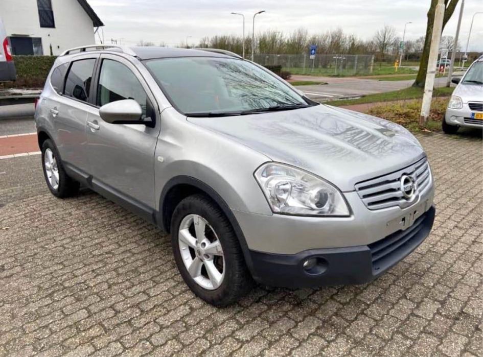 Nissan qashqai+2