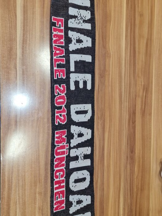 Юбилеен шал на ФК Байерн Мюнхен