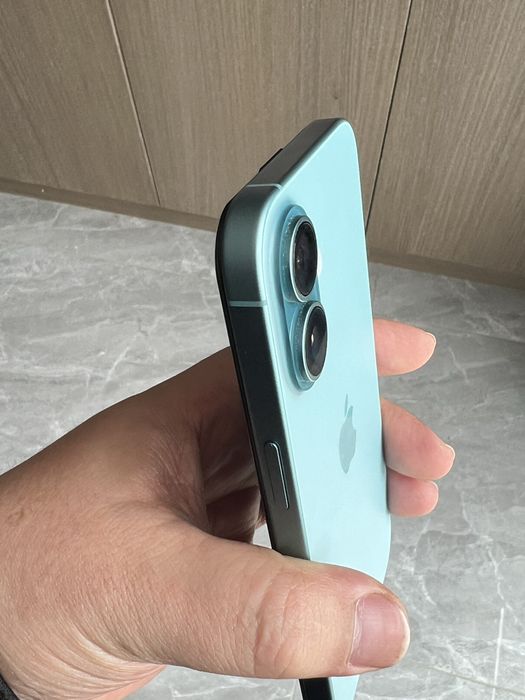 iPhone 16 128 GB LL/A Teal