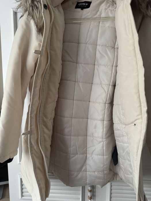 Зимно яке Only.