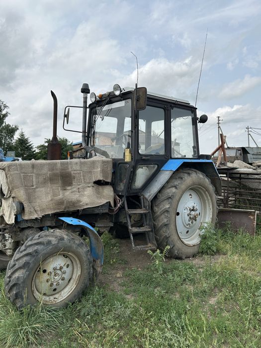 Продаются два трактора мтз-82