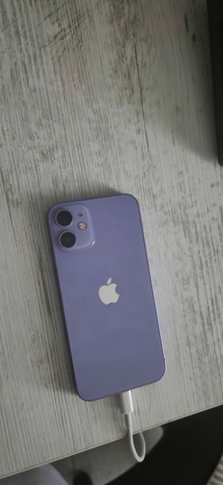 Iphone 12 mini, folosit