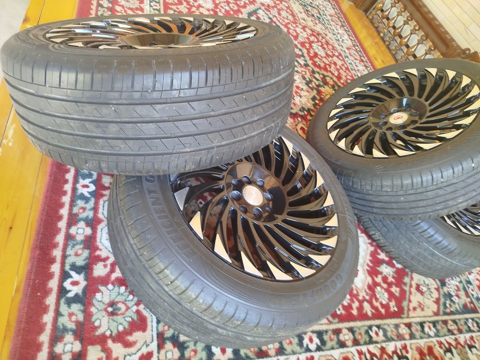 Диски R17 Vossen