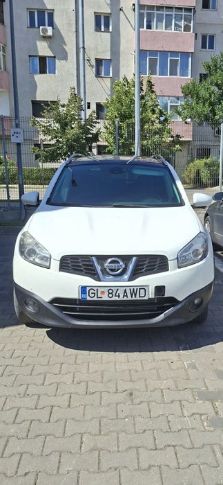 Nissan Qashqai+2 Facelift_2011-1.6Diesel-4×4-aPanoramic