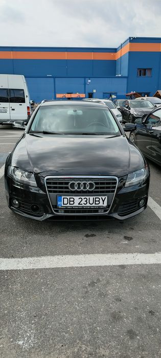 Vând Audi a 4 b8