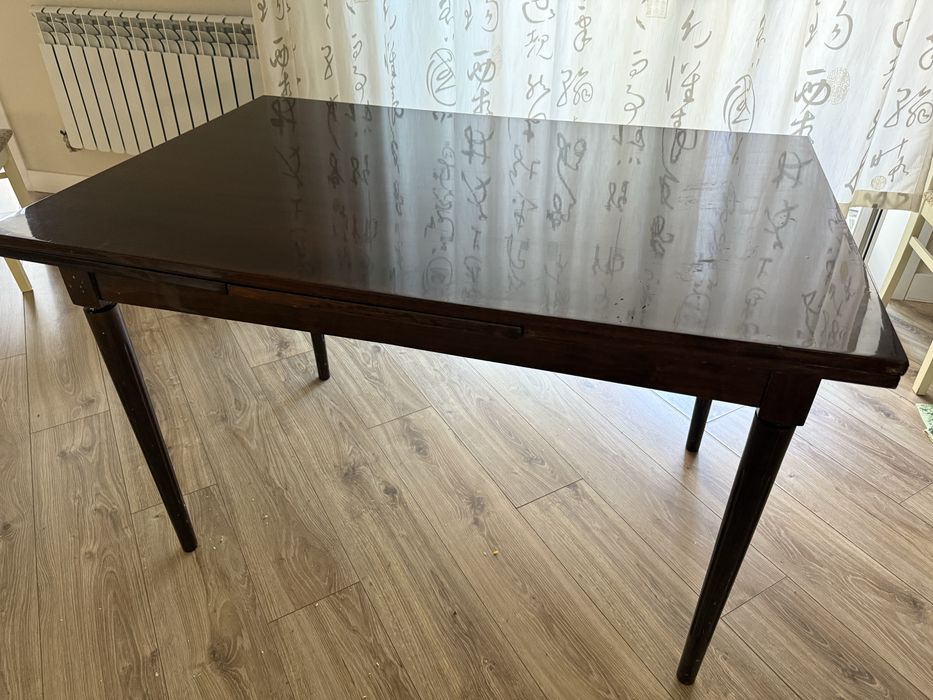 Стол 120 на 80 ( до 2 м).