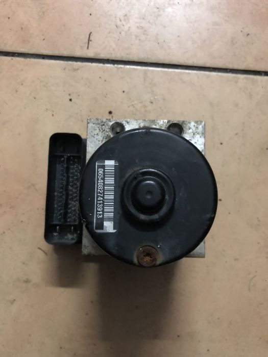 Unitate/pompa ABS skoda octavia 180 614 417 c