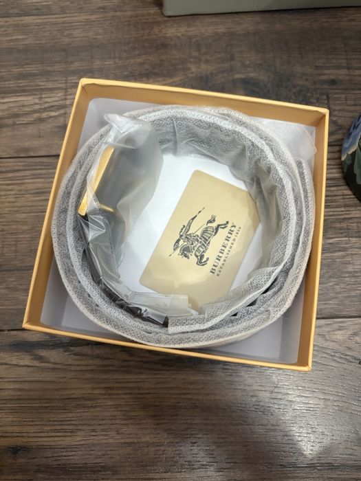 Curea Burberry Calitate Premium