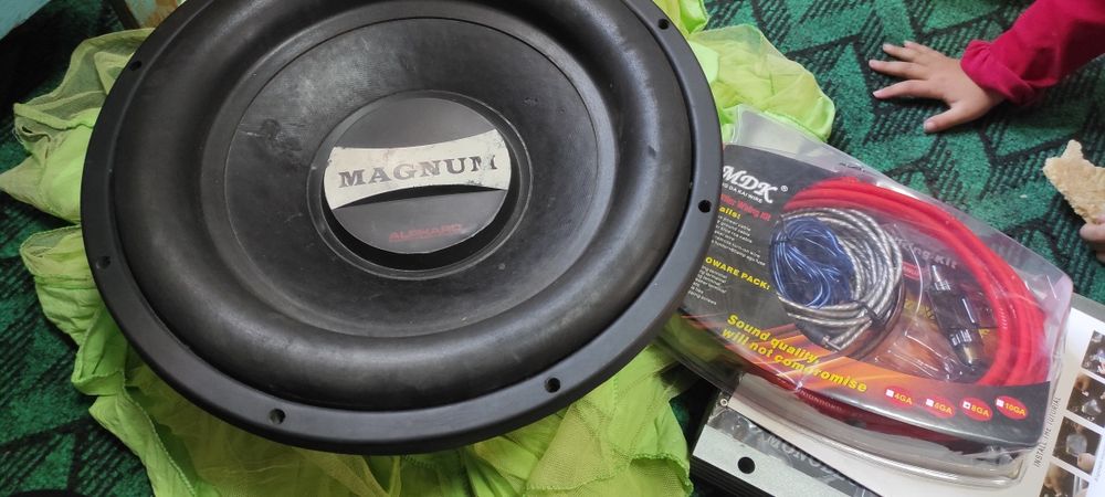 Калонка    усенител