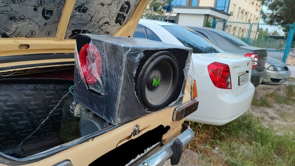 Продаётся сабвуфер Machete lite s срочно,состояние идеал