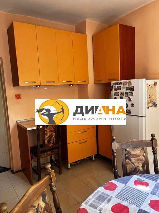 Продава се Тристаен апартамент в Пловдив, Тракия - 86 кв.м за 1489 €/кв.м - Снимка #1