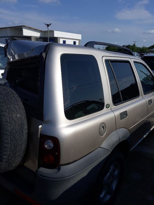 Dezmembrez land rover freelander 1,8 benz/2,0diesel/2,5 v6