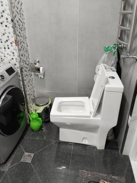 Chorsu metro yaqinda 1 xona uy ijaraga