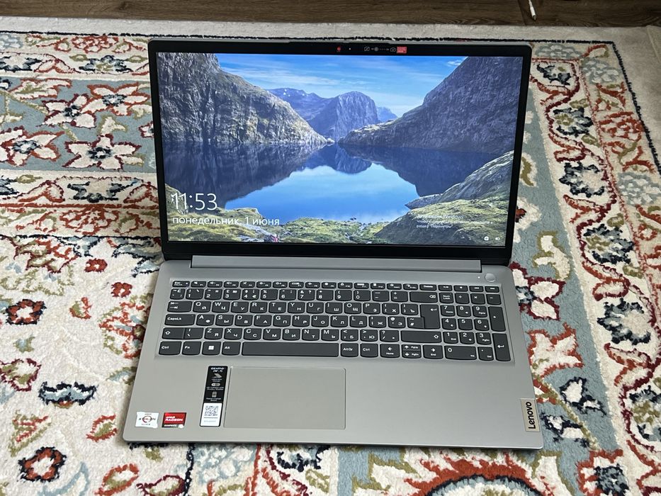 Продам Ноутбук Lenovo