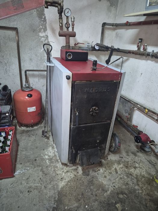 Cazan pe lemne și cărbuni Viadrus 30 kw