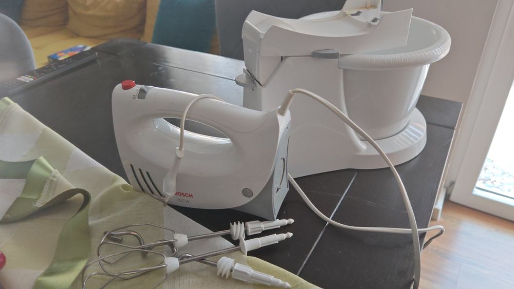 Vând mixer Bosch