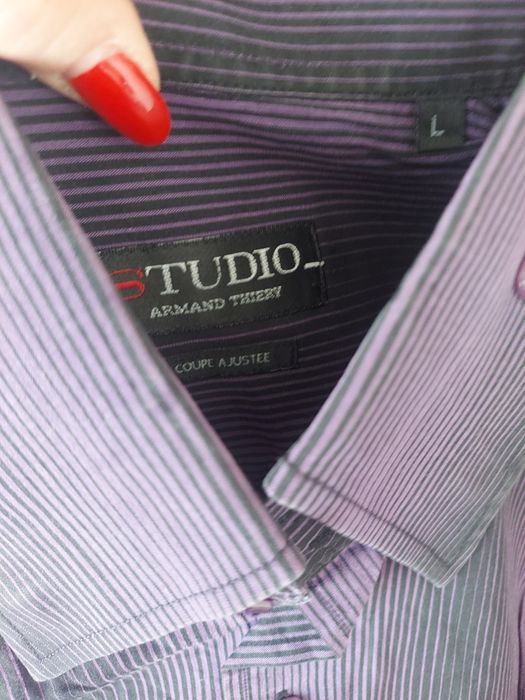 Продаются мужские рубашки с рукавом и без.