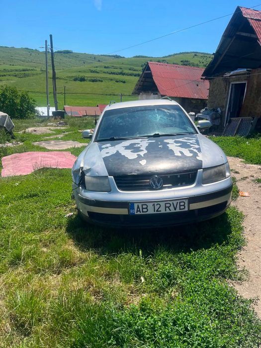vand passat b5 masina este foarte buna