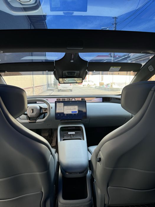 Avatr 12 4WD 755км