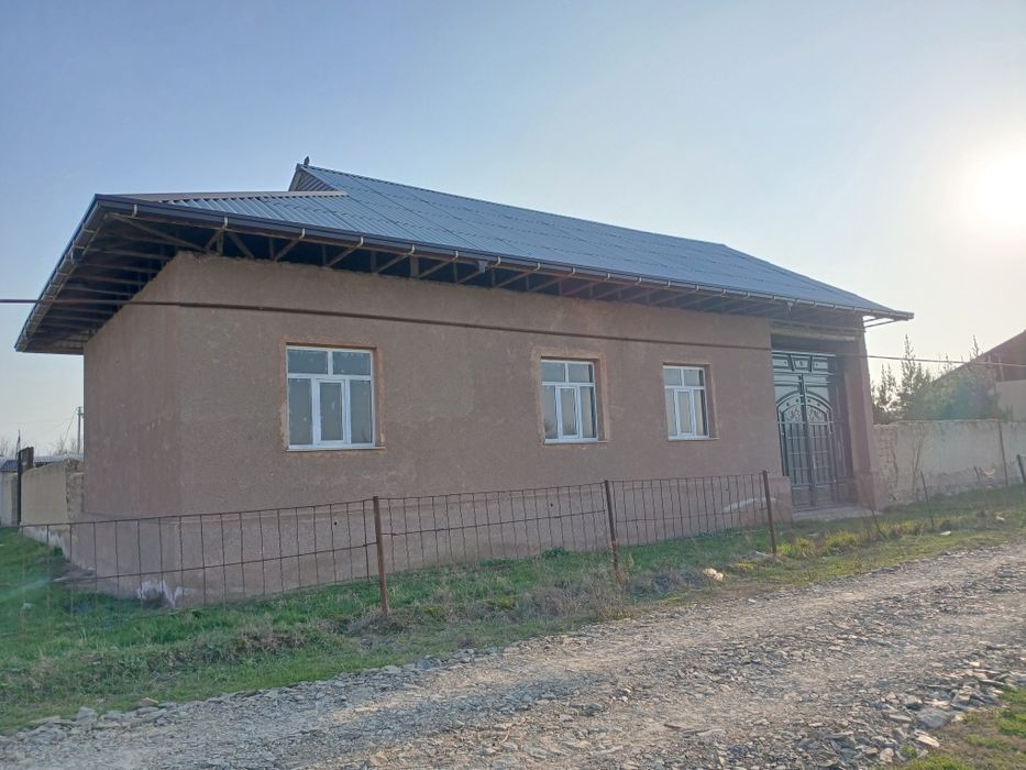 Uy sotiladi Sharof Rashidov tumani maydoni 9.5