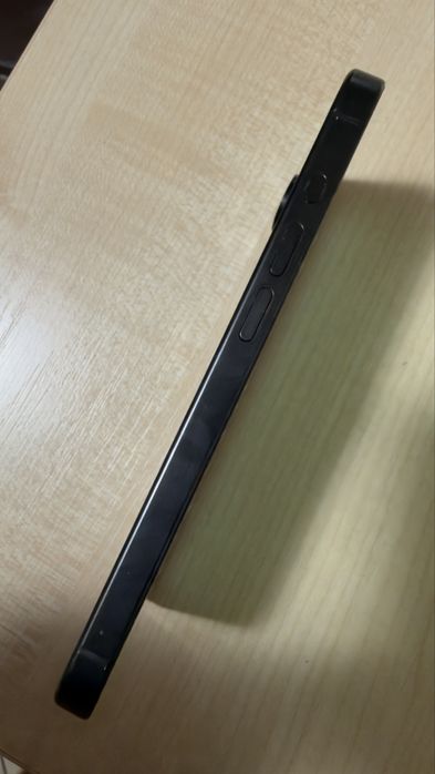 Iphone 15 pro  256Gb baterie 95% pentru piese