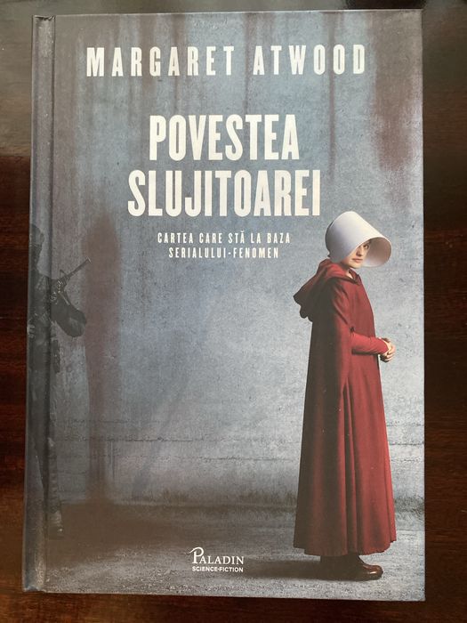 Povestea slujitoarei- carte