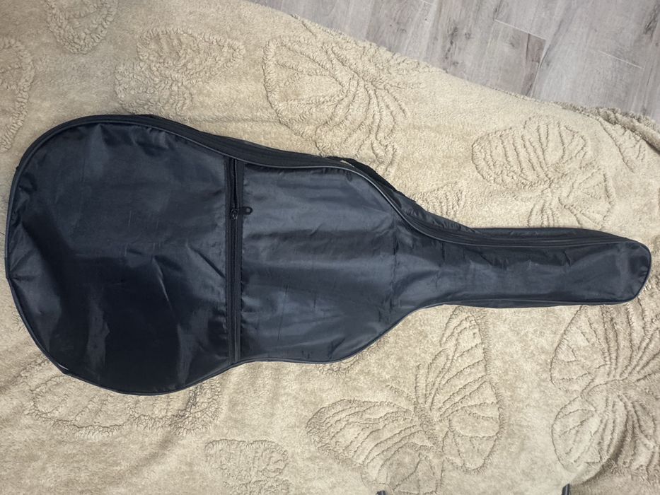 Гитара акустическая