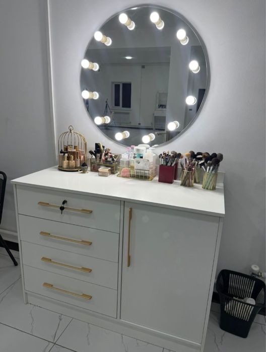 Визажный мебель зеркало