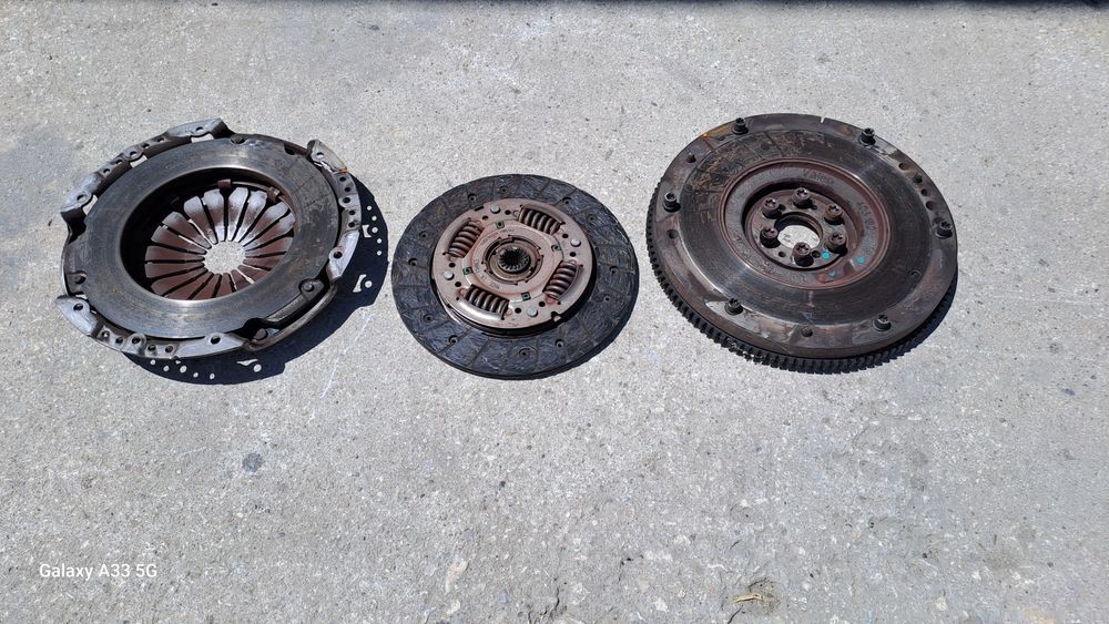 Маховик+съединител к-т FIAT GRANDE PUNTO 1.4I 2009-