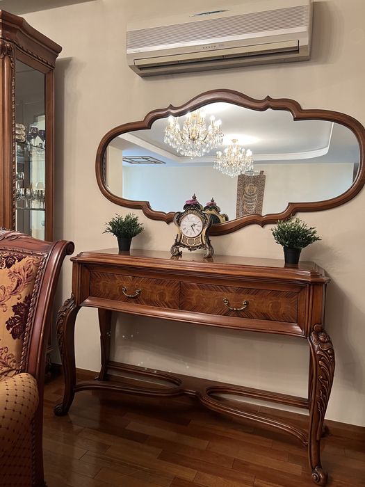 Деревянный гарнитур в гостиную