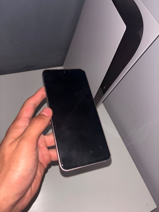 Samsung S25 FE телефон